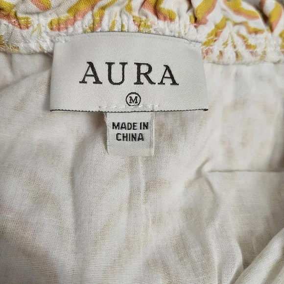 Aura tiered dress size medium - Picture 7 of 8